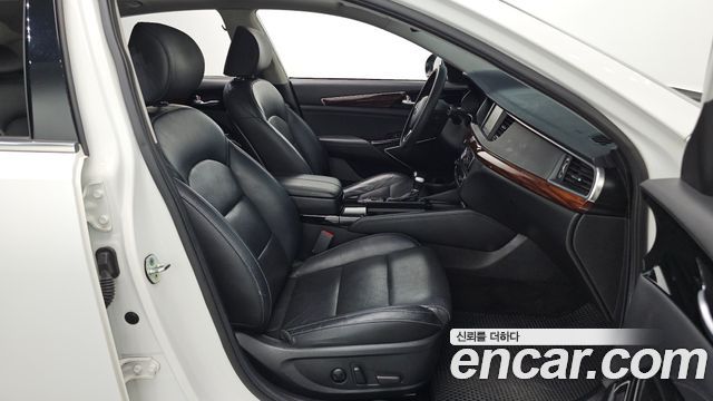 Kia K7 2016 — photo 17