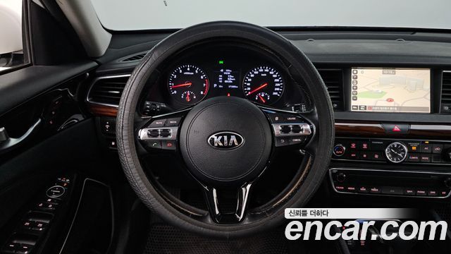 Kia K7 2016 — photo 19