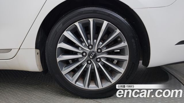 Kia K7 2016 — photo 7