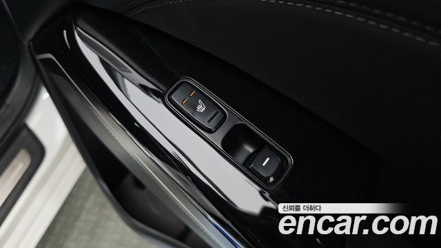 Kia K7 2016 — photo 31