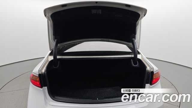 Kia K7 2016 — photo 33
