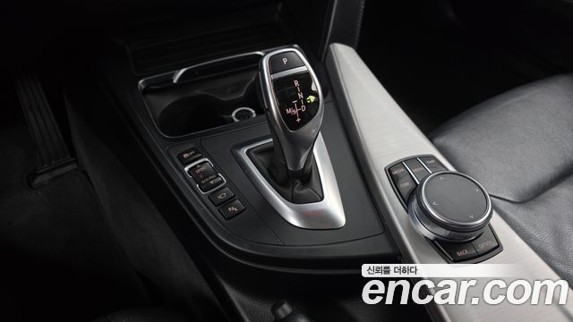 BMW 4-Series 2018 — photo 9