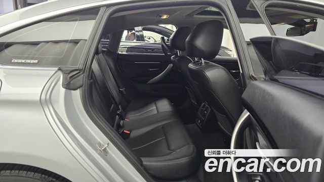 BMW 4-Series 2018 — photo 12