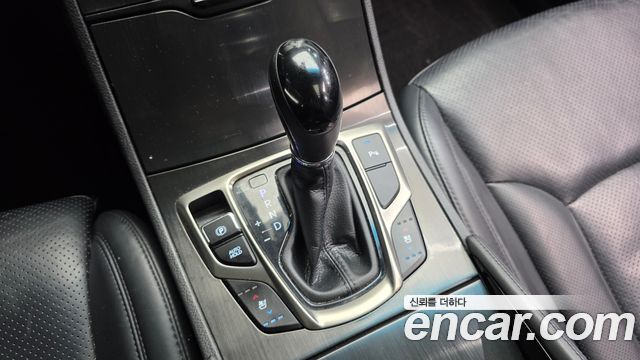 Hyundai Grandeur 2014 — photo 9