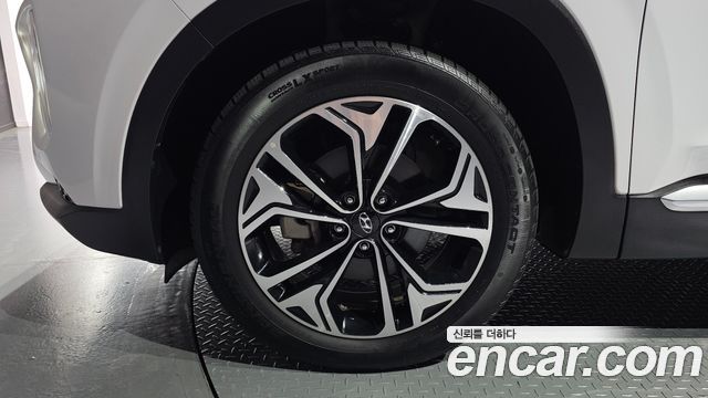 Hyundai Santafe 2020 — photo 5