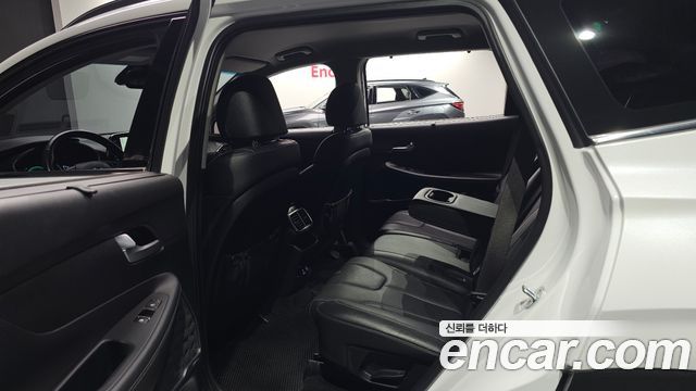 Hyundai Santafe 2020 — photo 11