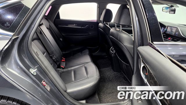 Hyundai Grandeur 2018 — photo 11