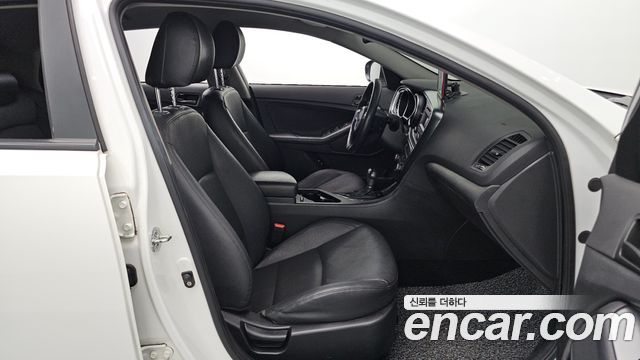 Kia K5 2014 — photo 17