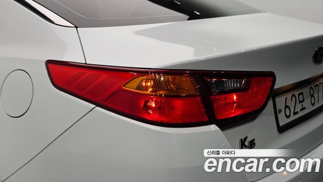 Kia K5 2014 — photo 9