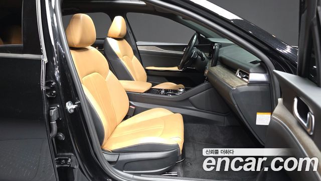 Kia K5 2022 — photo 11