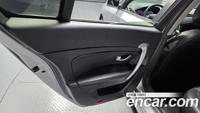 Renault Korea SM5  2018 — photo 15