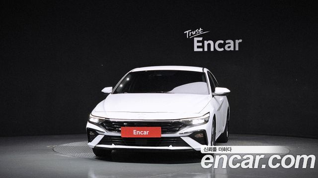Hyundai AVANTE 2024 — photo 3