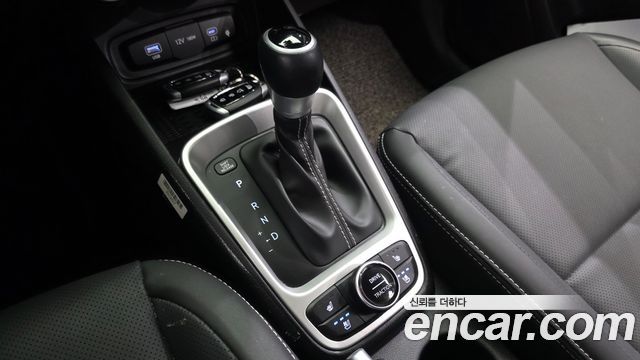 Hyundai Venue 2024 — photo 12