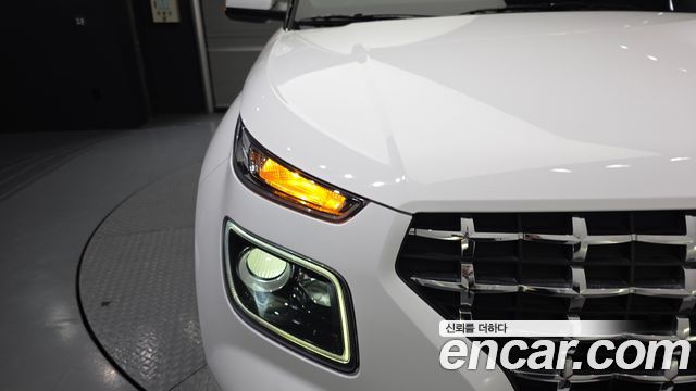 Hyundai Venue 2024 — photo 8