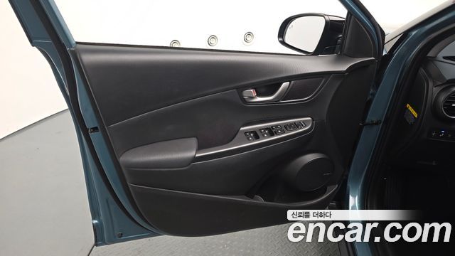 Hyundai Kona 2018 — photo 14