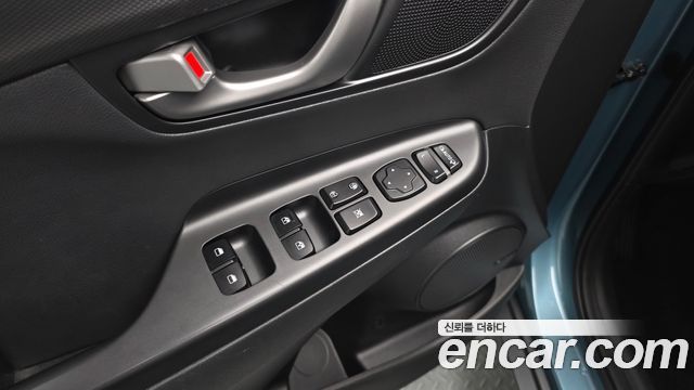 Hyundai Kona 2018 — photo 28