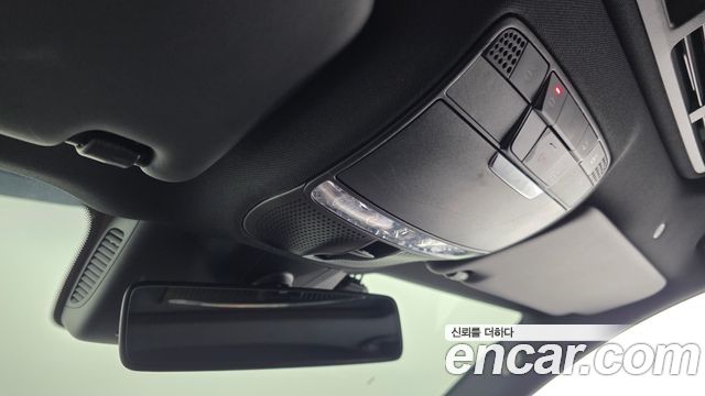 Mercedes-Benz E-Class 2020 — photo 23