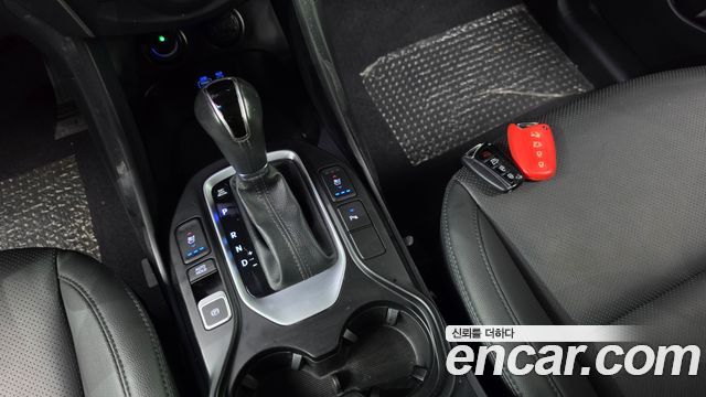 Hyundai Santafe 2018 — photo 12