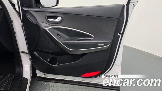 Hyundai Santafe 2018 — photo 14