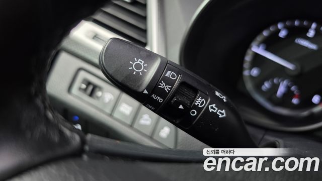 Hyundai Santafe 2018 — photo 29