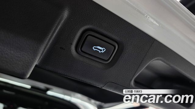 Hyundai Santafe 2022 — photo 21