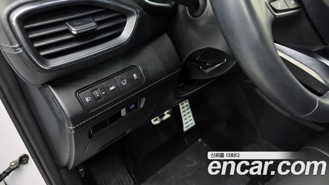Hyundai Santafe 2022 — photo 23