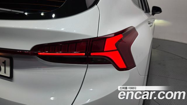 Hyundai Santafe 2022 — photo 9