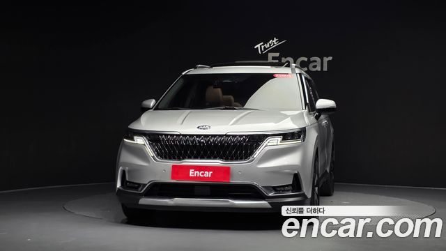 Kia Canival 2021 — photo 3