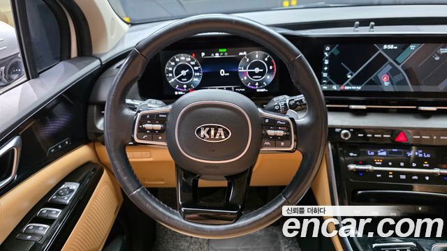 Kia Canival 2021 — photo 19