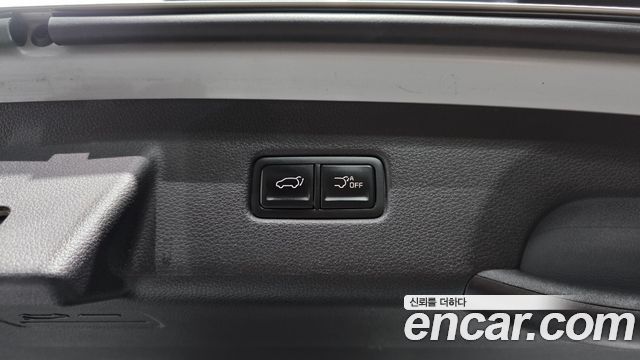 Kia Canival 2021 — photo 37
