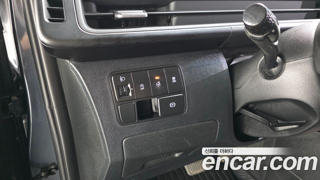 Hyundai Staria 2023 — photo 23