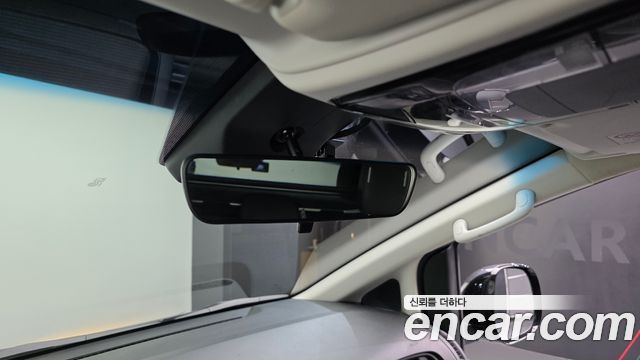 Hyundai Staria 2023 — photo 25
