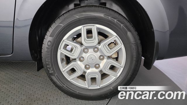 Hyundai Staria 2023 — photo 7