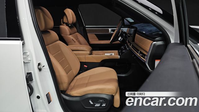 Hyundai Santafe 2025 — photo 16