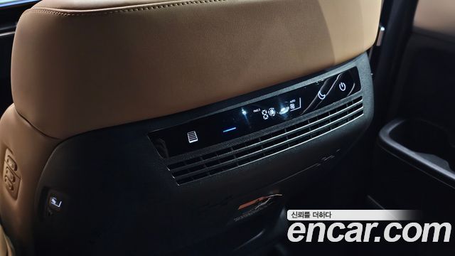 Hyundai Santafe 2025 — photo 28