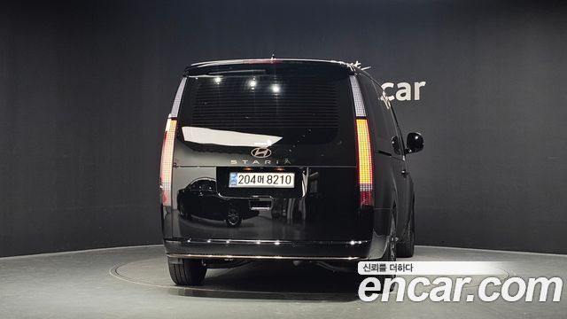 Hyundai Staria 2025 — photo 4