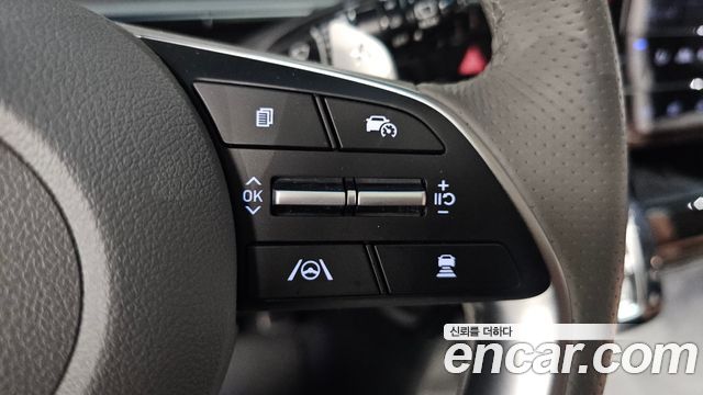 Hyundai Staria 2025 — photo 28