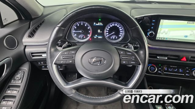 Hyundai Sonata 2022 — photo 13