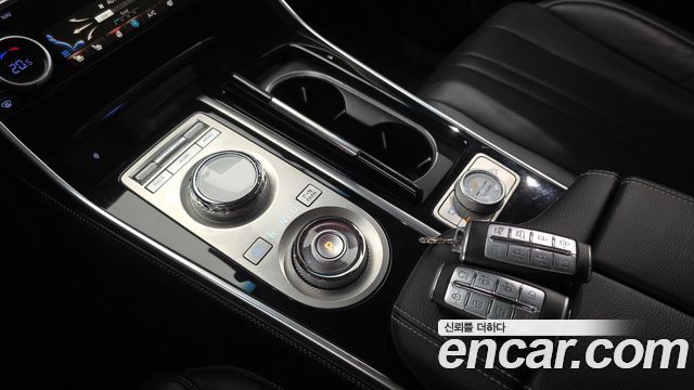 Genesis GV80 2023 — photo 12