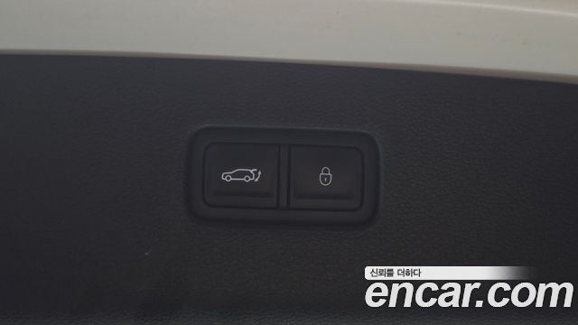 Genesis GV80 2023 — photo 26