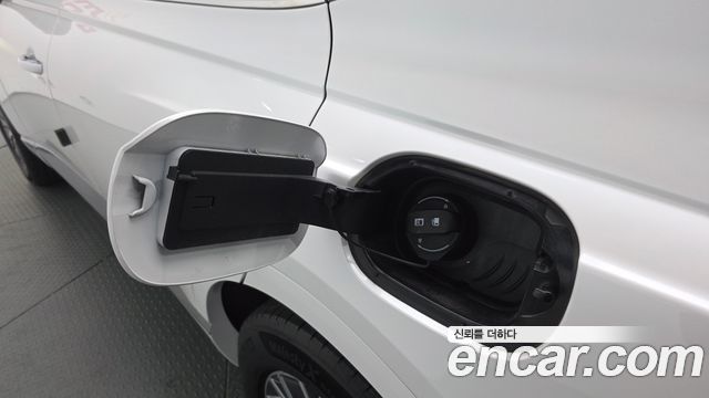 Genesis GV80 2023 — photo 36