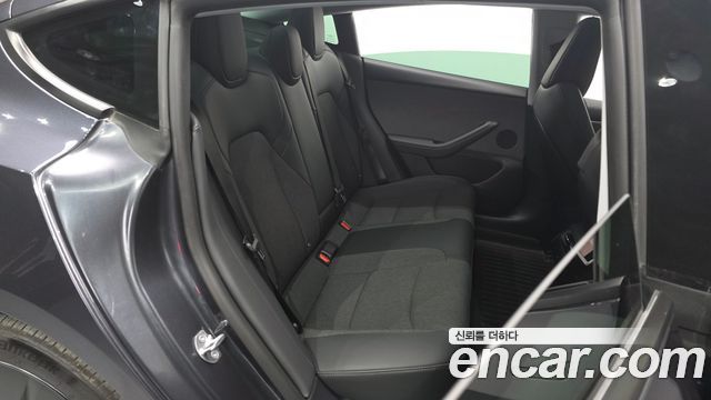Tesla Model 3 2026 — photo 18