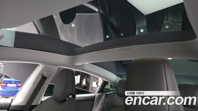 Tesla Model 3 2026 — photo 23