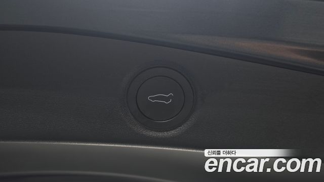 Tesla Model 3 2026 — photo 26
