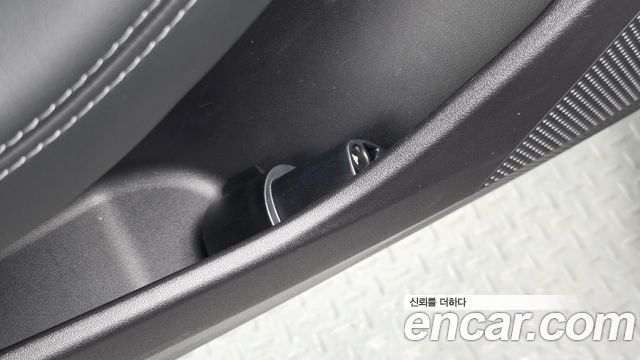 Tesla Model 3 2026 — photo 29