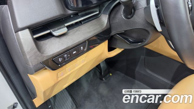 Kia Canival 2023 — photo 15