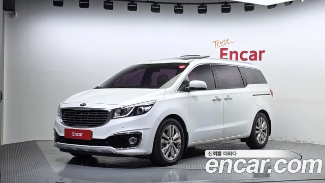 Kia Canival 2016 — photo 1