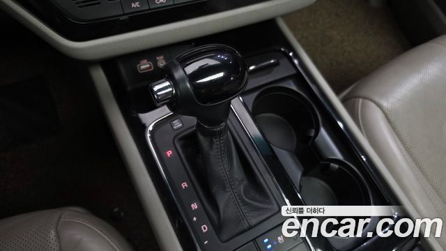 Kia Canival 2016 — photo 9
