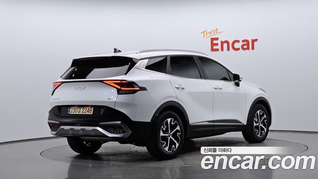 Kia Sportage 2023 — photo 2