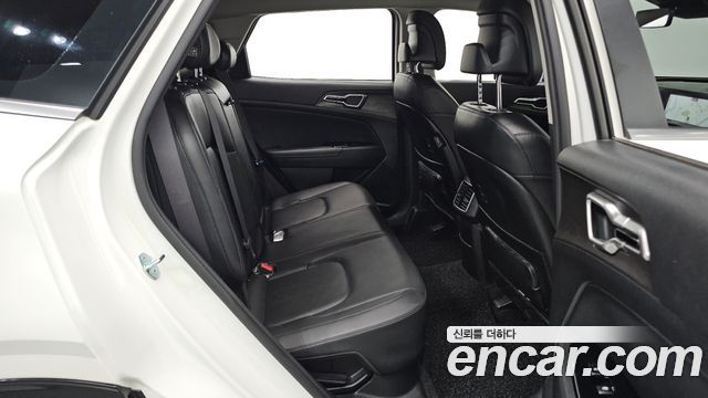 Kia Sportage 2023 — photo 18